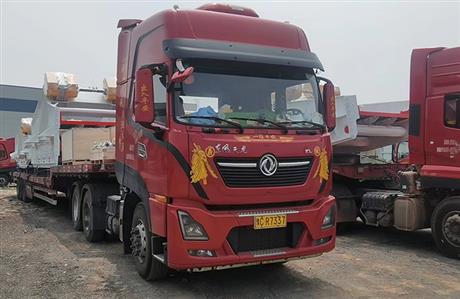 東風(fēng)天龍前四后八平板拖車